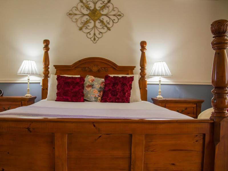 Inn The Tuarts Guest Lodge Busselton Accommodation - Adults Only Екстер'єр фото