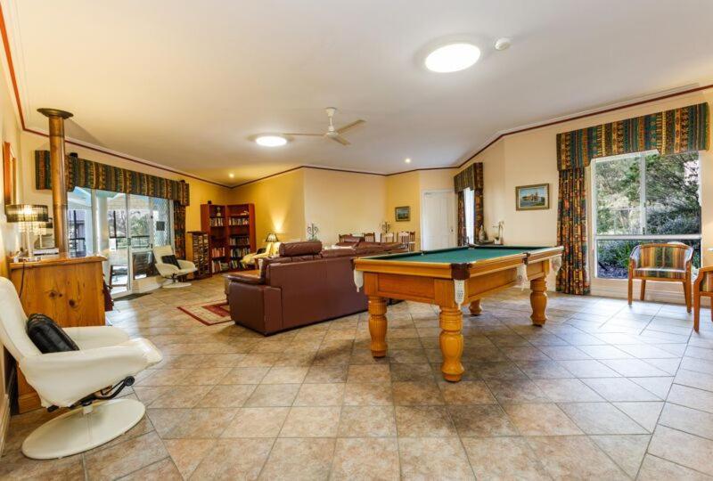 Inn The Tuarts Guest Lodge Busselton Accommodation - Adults Only Екстер'єр фото