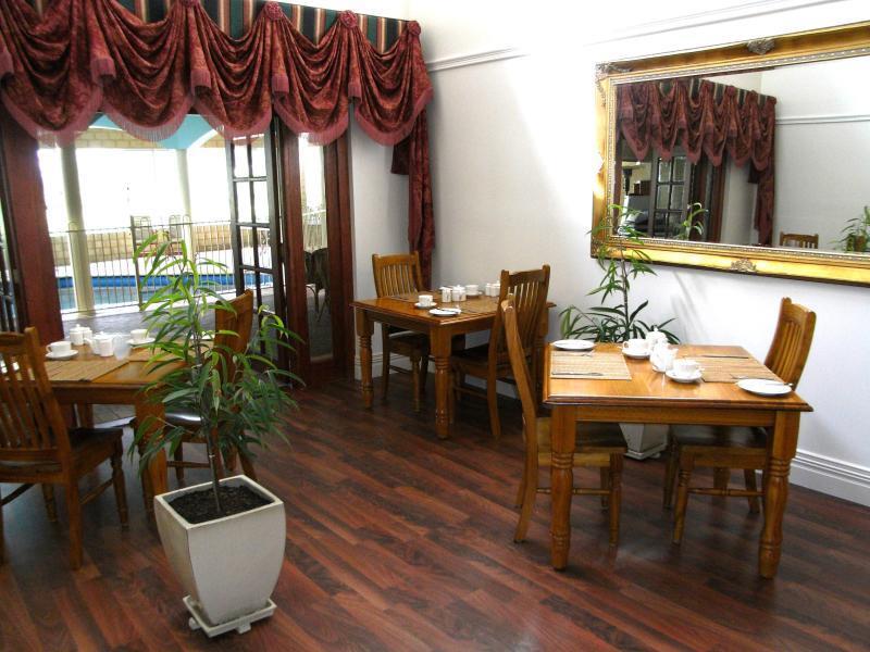 Inn The Tuarts Guest Lodge Busselton Accommodation - Adults Only Екстер'єр фото